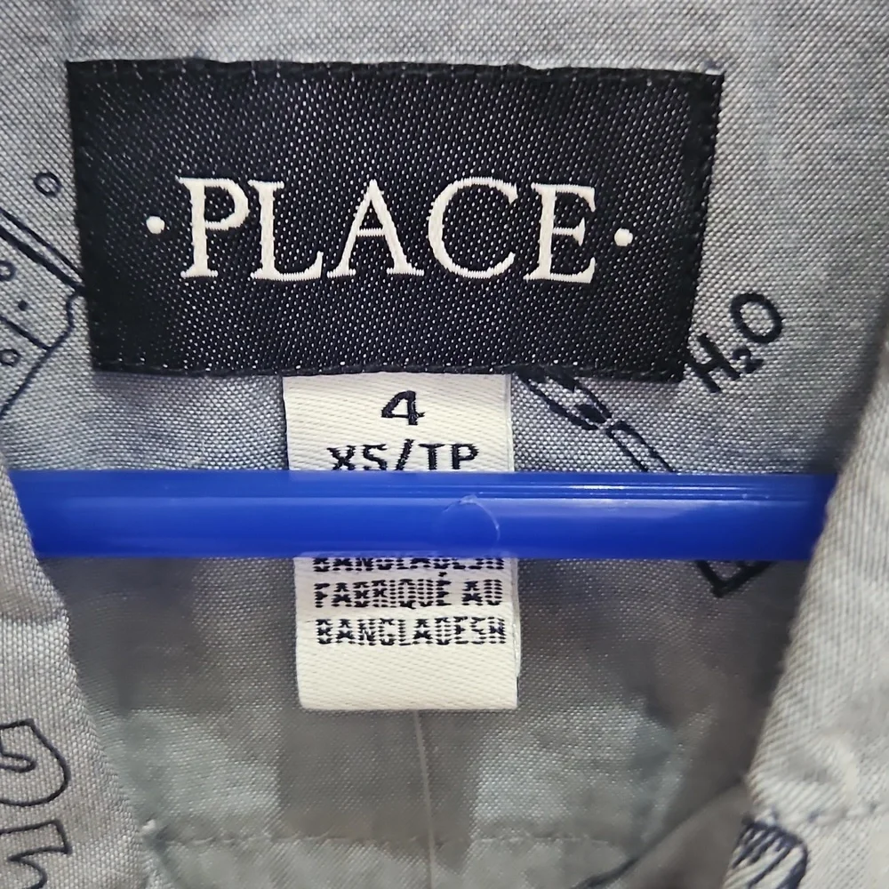 NWT The Childrens Place Blue Boys Button Down Sz XS / 4